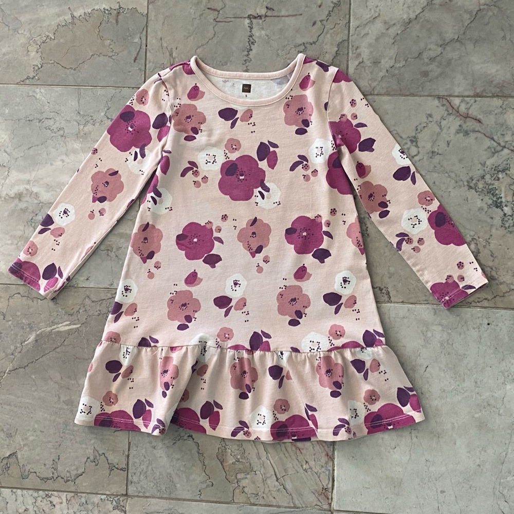 Tea Collection of Two Fuchsia Size 5 Floral Dresses Both in Excellent Condition - Picture 2 of 15